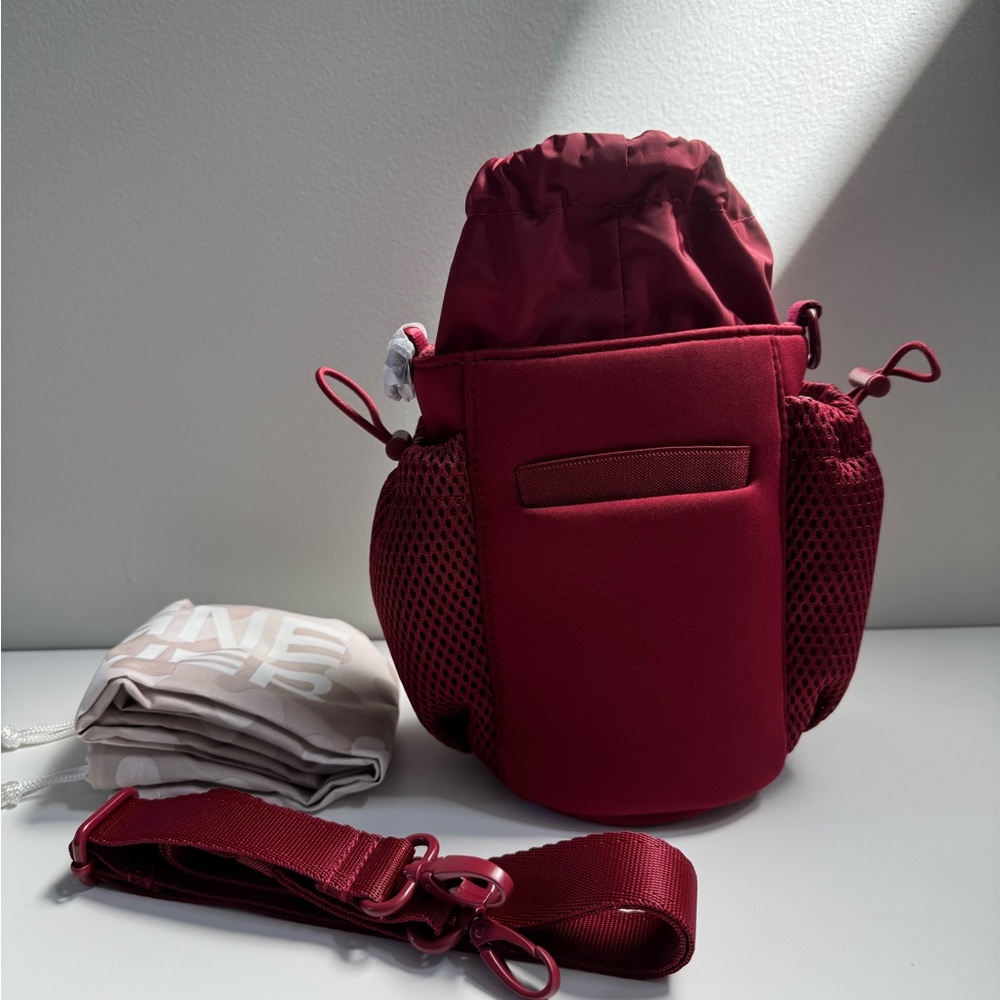 Dagne Dover Spice Sloan Water Bottle Sling Crossbody Bag - Picture 3 of 5